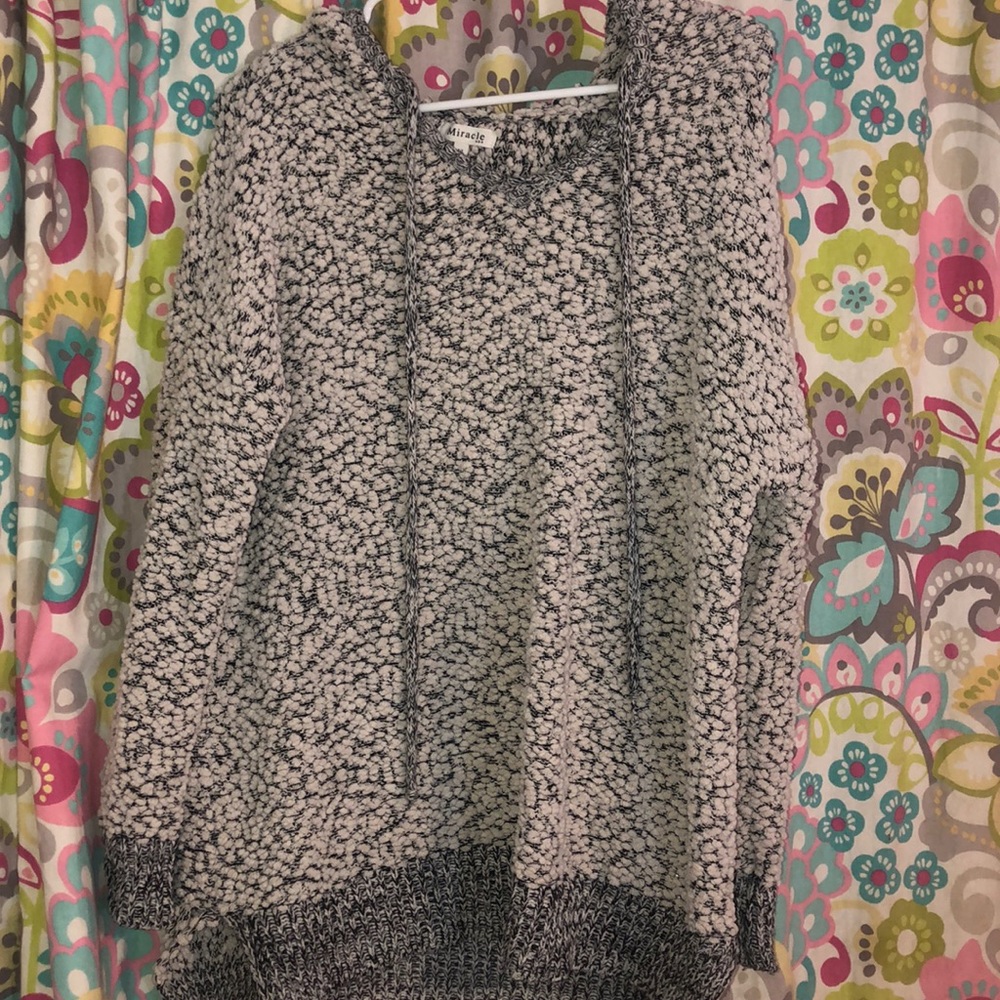 black and white popcorn sweater